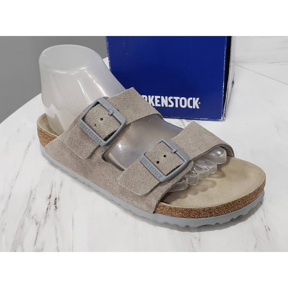 WOMENS SIZE 8 / MEN'S SIZE 6 Birkenstock Arizona Rivet Logo Stone Coin Gray